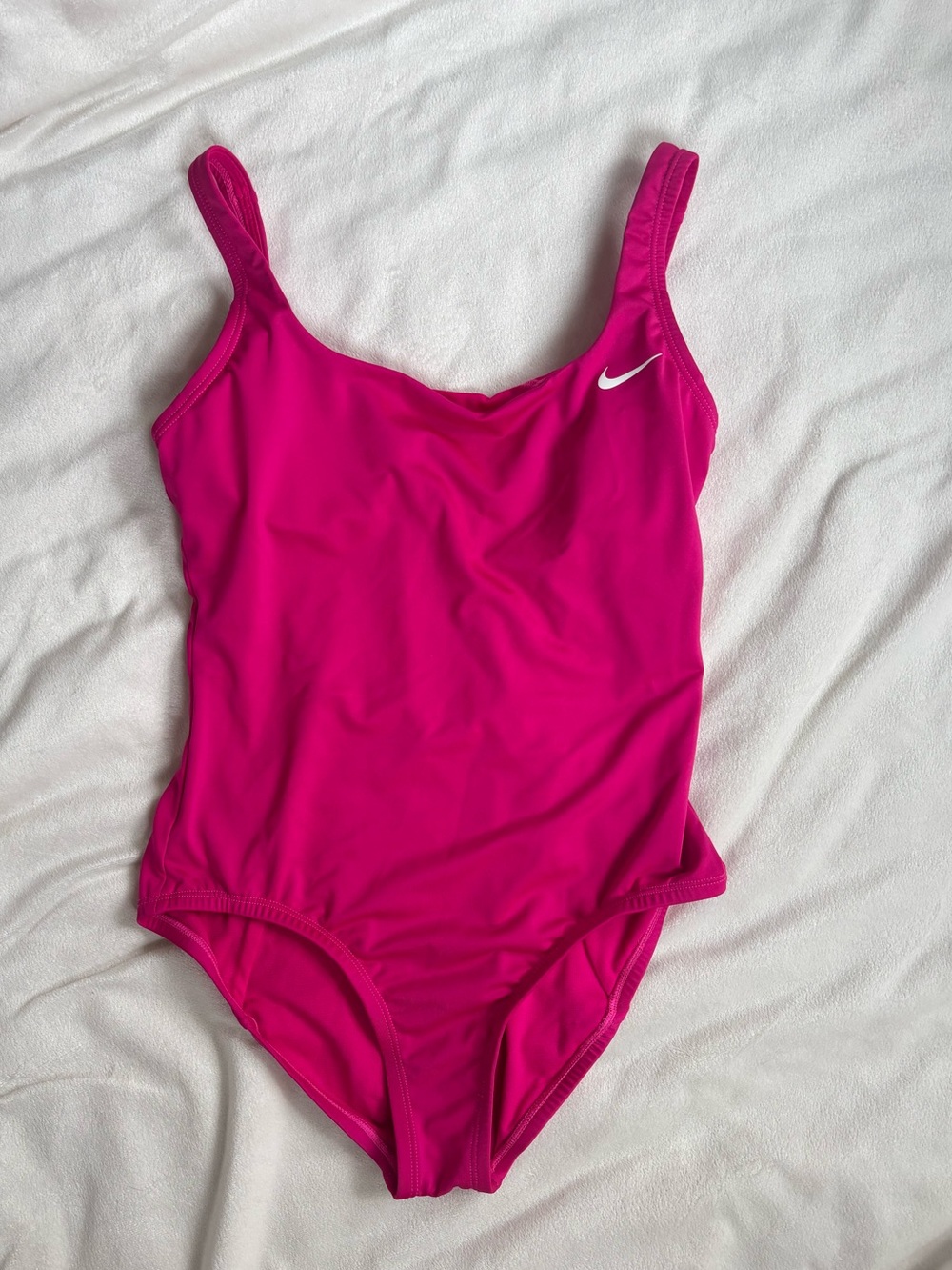Nike Woman's Essential U-Back One-Piece Swimsuit
